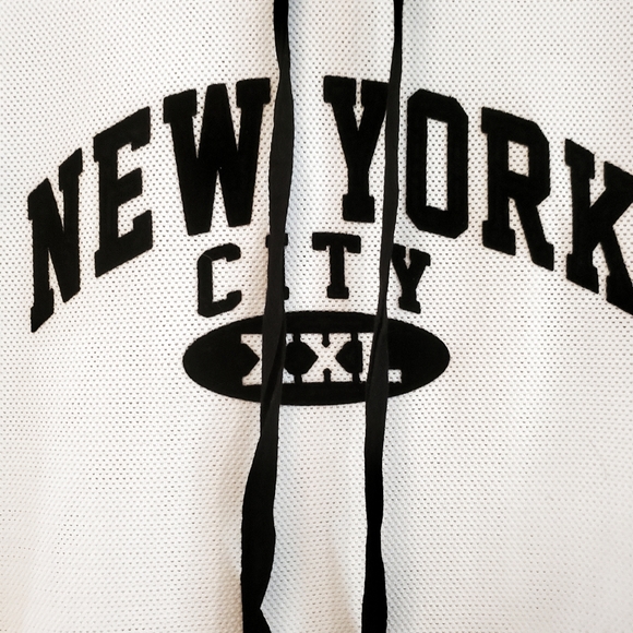 5/25 Forever 21 S Mesh NEW YORK CITY XXL Hoodie Top - Picture 3 of 7